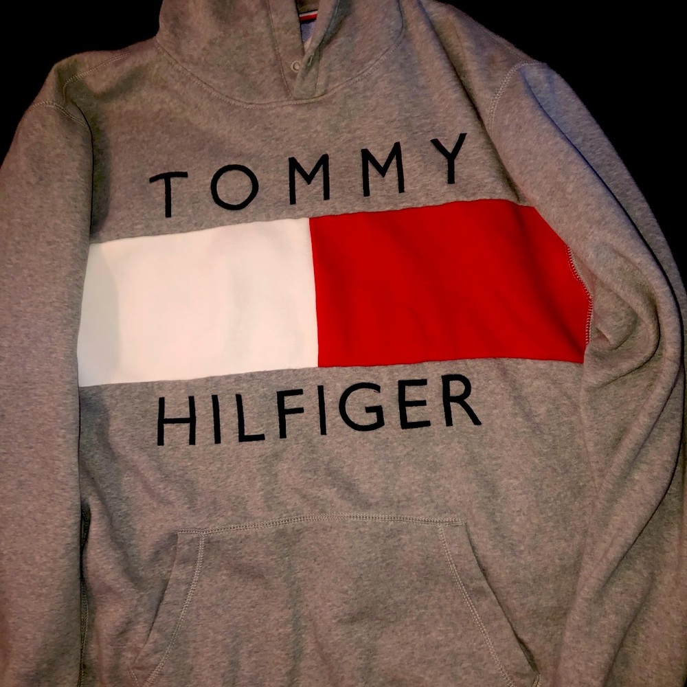 Tommy Hilfiger sweater